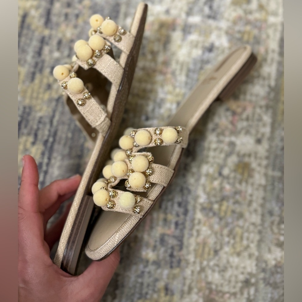 Sam Edelman Bay 19 NEW Beige nude Pom-Pom flat Sandals - Picture 4 of 9